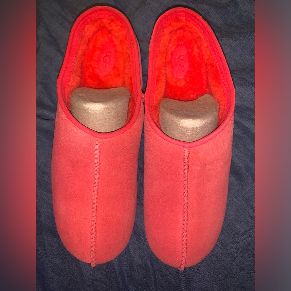 UGG Cottage Clogs